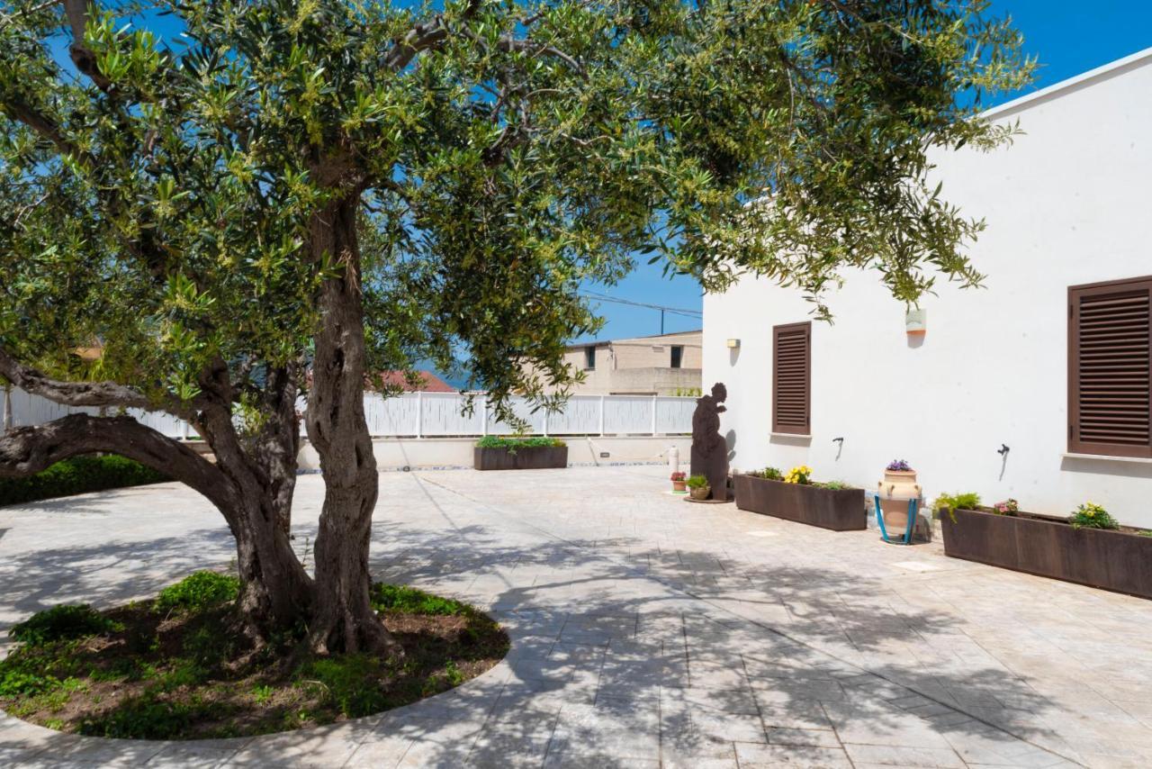 Villa Con Piscina Alcamo Marina Екстер'єр фото